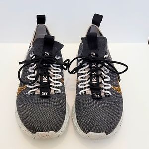 Nike Space Hippie 01 Oreo